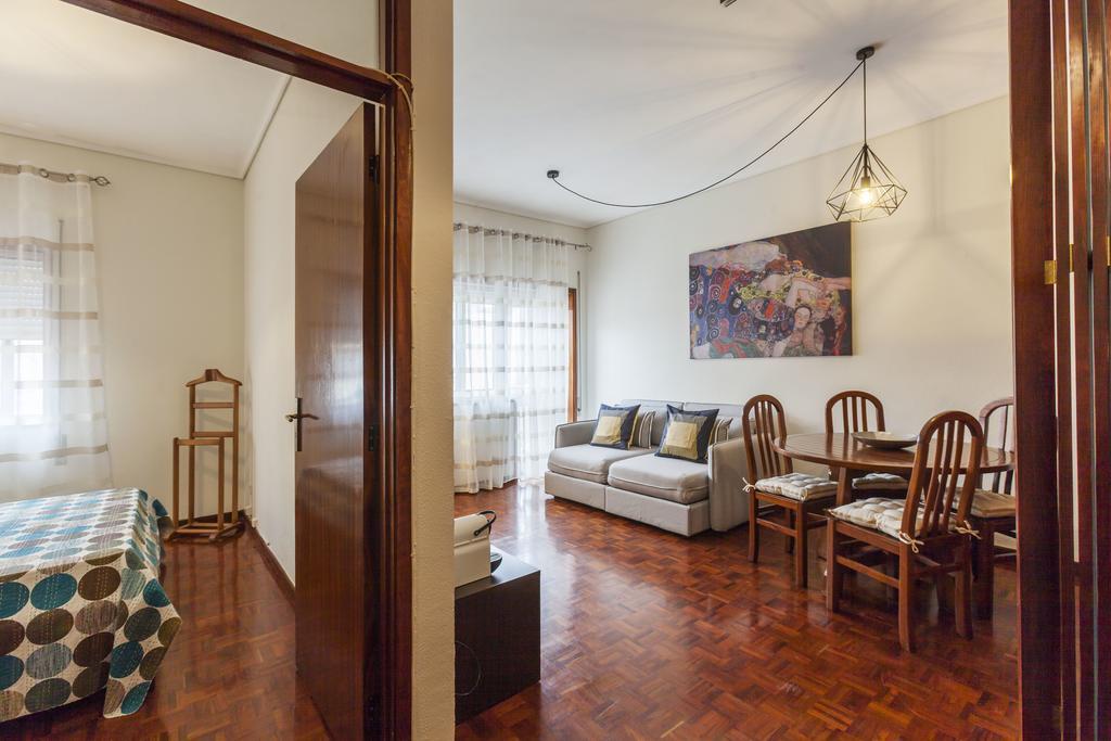 Apartment Camoes Deluxe Porto Exterior photo